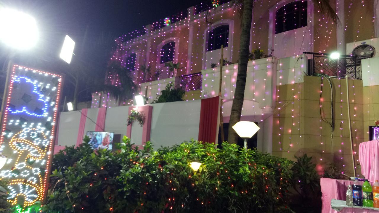 The Royal Residency Ξενοδοχείο Bodh Gaya Εξωτερικό φωτογραφία