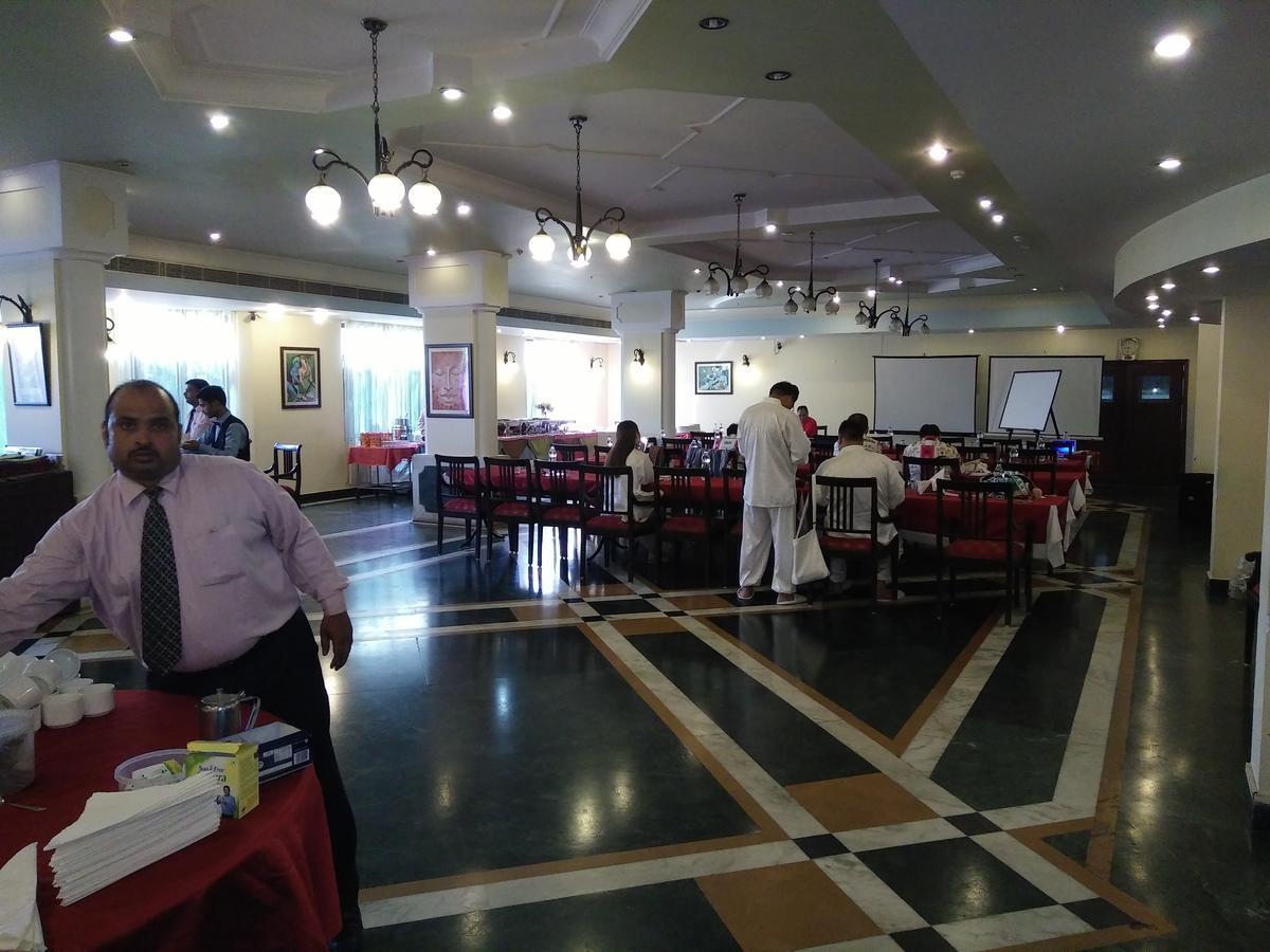 The Royal Residency Ξενοδοχείο Bodh Gaya Εξωτερικό φωτογραφία