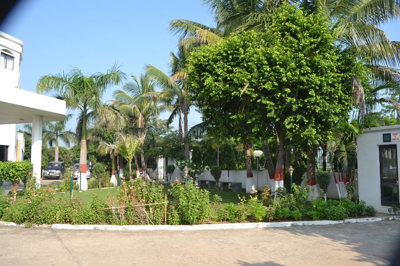 The Royal Residency Ξενοδοχείο Bodh Gaya Εξωτερικό φωτογραφία