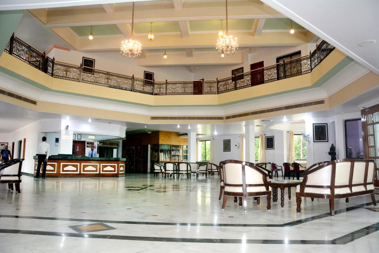 The Royal Residency Ξενοδοχείο Bodh Gaya Εξωτερικό φωτογραφία